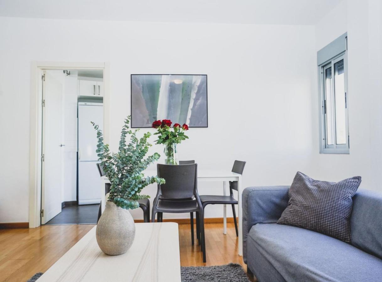 Cornisa Apartments Паталавака Экстерьер фото